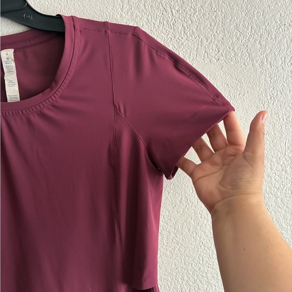 Lululemon Athletica & Go Endeavor Short Sleeve Dress Red Grape 4 - Picture 4 of 12